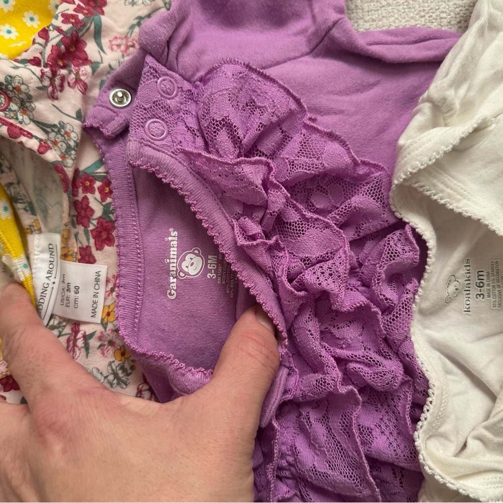 13 onesies - Picture 2 of 2